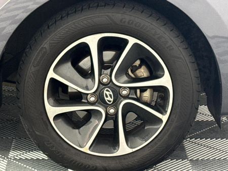 2018-Hyundai-Grand-i10-125-Glide_5