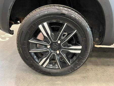 2025-Renault-Kwid-10-Climber_8