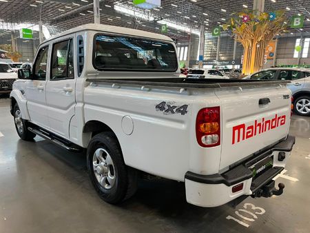 2024-Mahindra-Pik-Up-22-mHawk-S6-4x4-Double-Cab_4