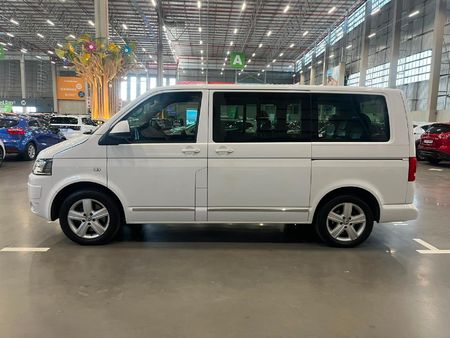 2013-Volkswagen-Caravelle-T5-20-BiTDI-Auto_5