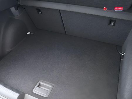 2026-Volkswagen-Taigo-10-TSI-Life-Auto_13