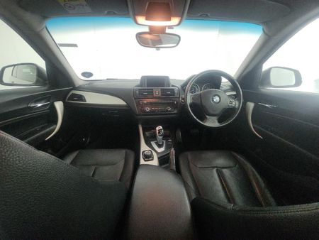 2015-BMW-1-Series-118i-3-dr-Auto_8