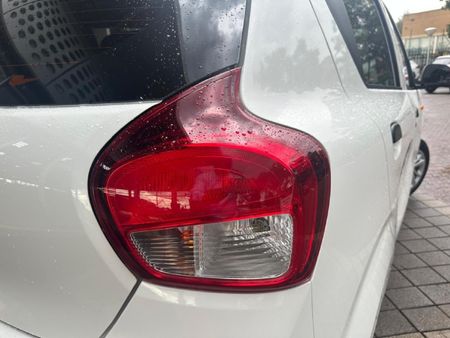 2026-Toyota-Vitz-10_10