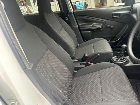 2026-Toyota-Vitz-10_14
