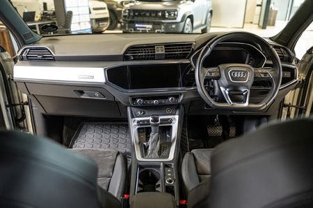 2023-Audi-Q3-Sportback-14-TFSI-Auto-S-Line-35-TFSI_9