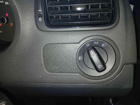 2026-Volkswagen-Polo-Vivo-16-Life_11