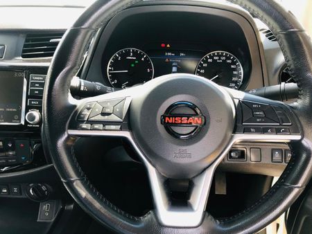 2021-Nissan-Navara-25-DDTi-PRO-4X-4X4-Auto-Double-Cab_11