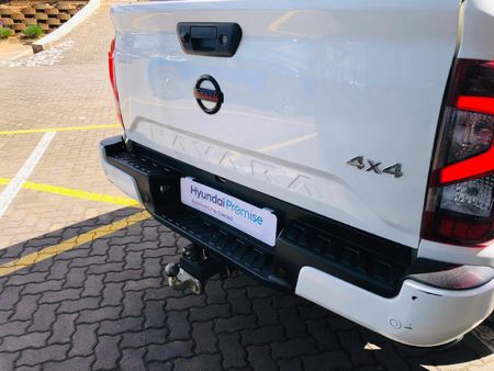 2021-Nissan-Navara-25-DDTi-PRO-4X-4X4-Auto-Double-Cab_17