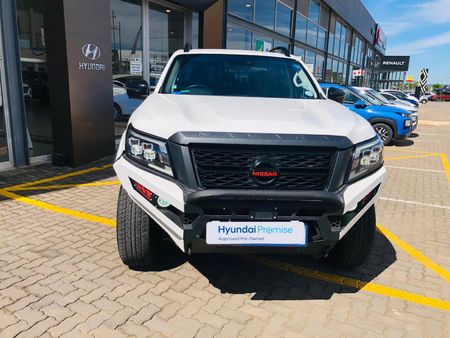 2021-Nissan-Navara-25-DDTi-PRO-4X-4X4-Auto-Double-Cab_7