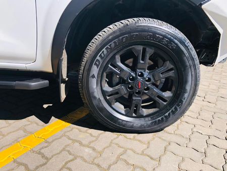 2021-Nissan-Navara-25-DDTi-PRO-4X-4X4-Auto-Double-Cab_8