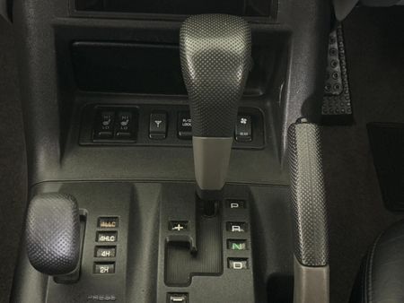 2001-Mitsubishi-Pajero-3500i-Auto-5-dr_9