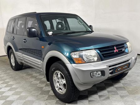 2001-Mitsubishi-Pajero-3500i-Auto-5-dr_12
