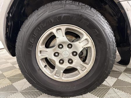 2001-Mitsubishi-Pajero-3500i-Auto-5-dr_4
