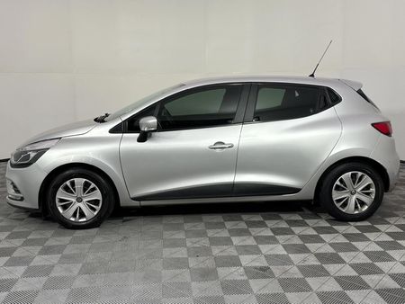 2019-Renault-Clio-IV-900T-Authentique-5-dr-66kW_16