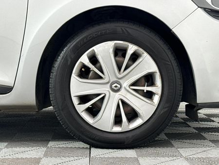 2019-Renault-Clio-IV-900T-Authentique-5-dr-66kW_4