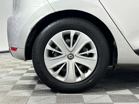 2019-Renault-Clio-IV-900T-Authentique-5-dr-66kW_7
