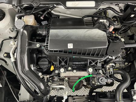2025-Toyota-Vitz-10-XR_10