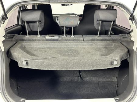 2025-Toyota-Vitz-10-XR_11