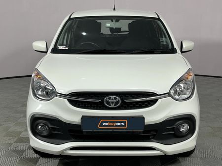 2025-Toyota-Vitz-10-XR_12