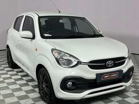2025-Toyota-Vitz-10-XR_13