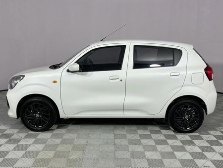 2025-Toyota-Vitz-10-XR_16