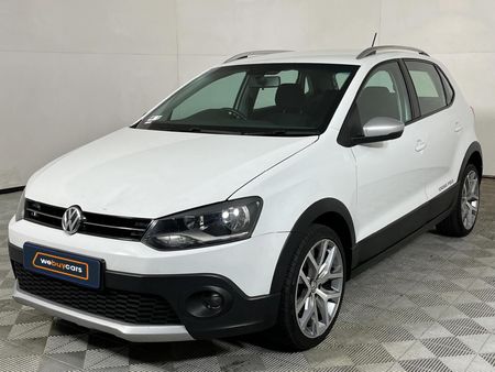 2017-Volkswagen-Polo-Cross-12-TSI_0