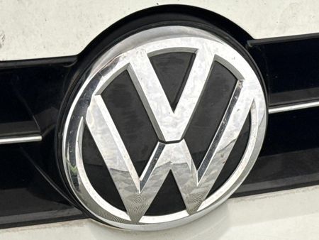 2017-Volkswagen-Polo-Cross-12-TSI_11