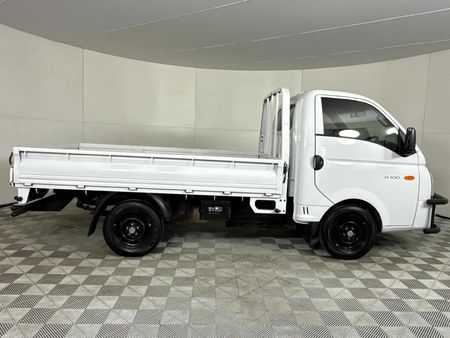 2025-Hyundai-H100-Bakkie-26D_11