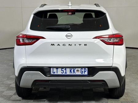 2024-Nissan-Magnite-10-Visia_18