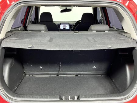 2022-Hyundai-Venue-10-TGDI-Fluid_12