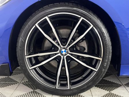 2019-BMW-3-Series-320d-M-Sport_4