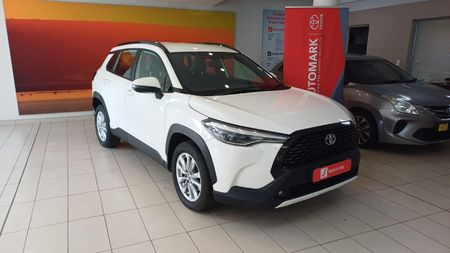 2024-Toyota-Corolla-Cross-18-XS_0