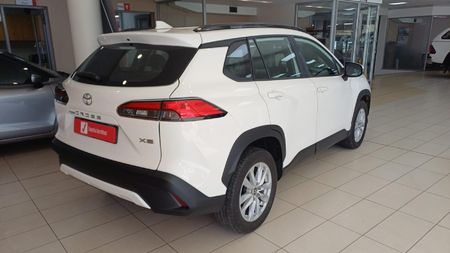 2024-Toyota-Corolla-Cross-18-XS_2