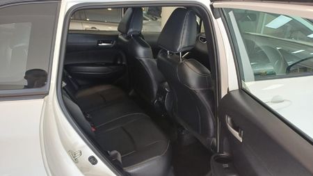 2024-Toyota-Corolla-Cross-18-XS_7