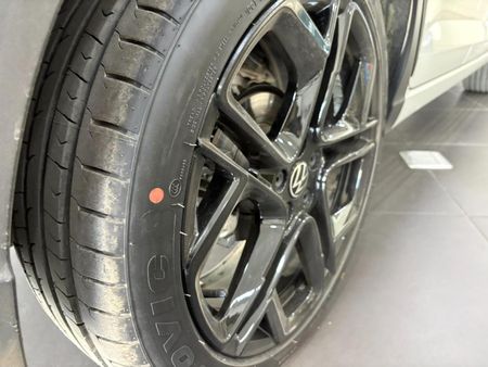 2026-Volkswagen-Taigo-10-TSI-R-Line-Auto_13