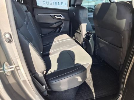 2023-Isuzu-D-Max-30-DDI-LS-4x4-Auto-Double-Cab_19