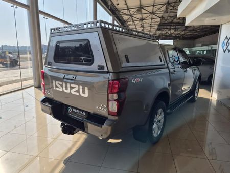 2023-Isuzu-D-Max-30-DDI-LS-4x4-Auto-Double-Cab_6
