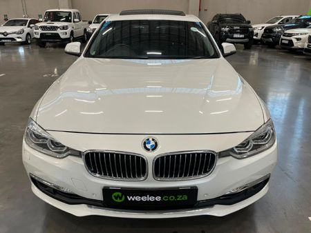 2015-BMW-3-Series-320i-Luxury-Auto_7
