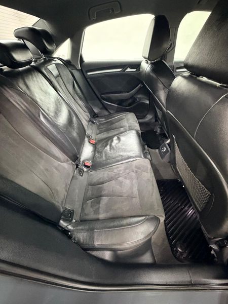 2019-Audi-A3-3-dr-10-TFSI-Auto_11