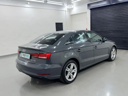 2019-Audi-A3-3-dr-10-TFSI-Auto_5