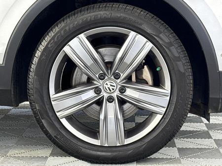 2018-Volkswagen-Tiguan-Allspace-20-TDI-Comfortline-4Motion-Auto_4