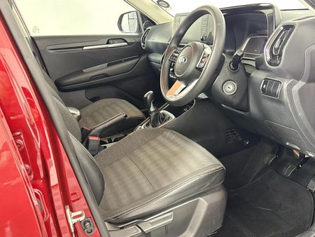 2021-Kia-Sonet-15-LX_9