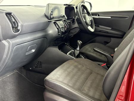 2021-Kia-Sonet-15-LX_8