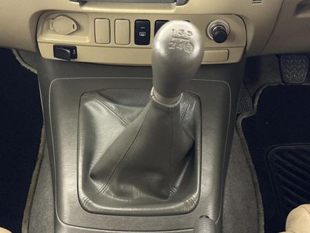 2013-Toyota-Fortuner-25-D-4D-Raised-Body_9