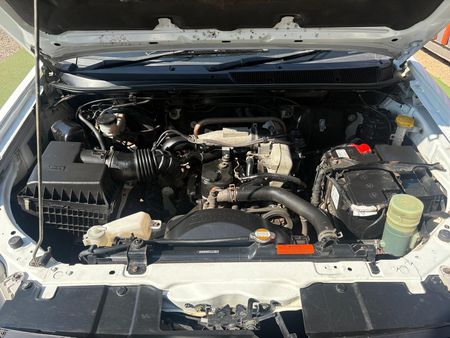 2019-Isuzu-D-Max-250C-Fleetside-Single-Cab_11