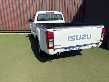 2019-Isuzu-D-Max-250C-Fleetside-Single-Cab_4