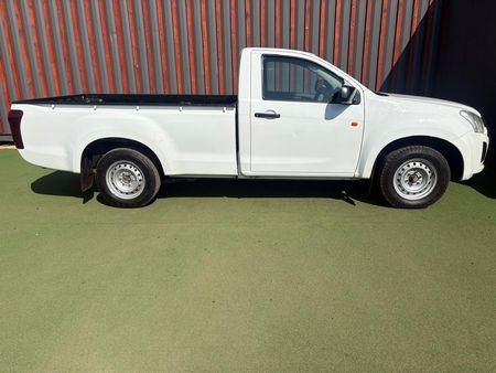 2019-Isuzu-D-Max-250C-Fleetside-Single-Cab_7