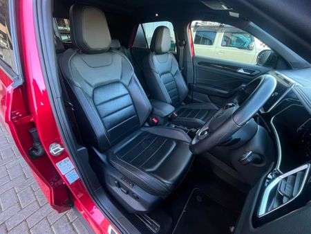 2023-Volkswagen-T-Roc-20-TSI-4M-R-Line-Auto_11