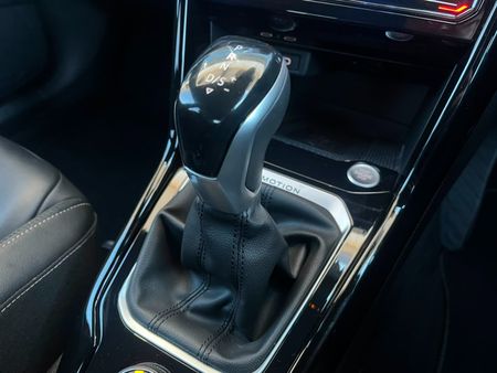 2023-Volkswagen-T-Roc-20-TSI-4M-R-Line-Auto_17