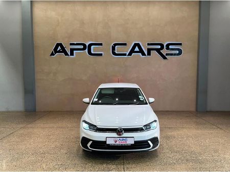 2023-Volkswagen-Polo-10-TSI_2